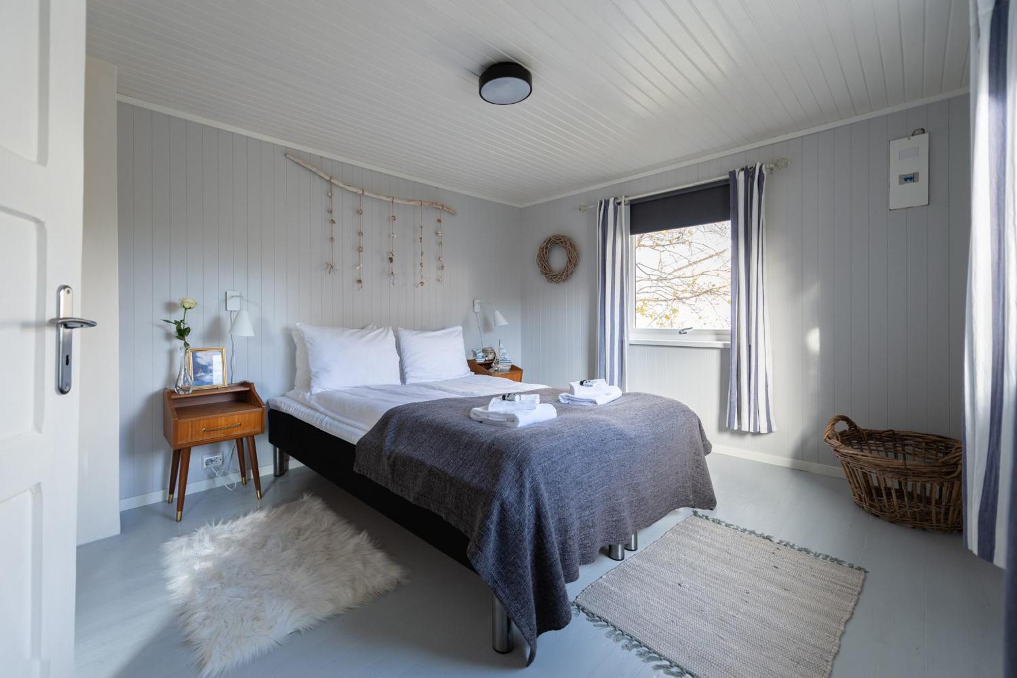 Cozy House By The Fjord In The Heart Of Lofoten Reine Exterior photo